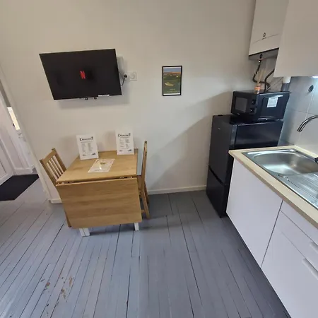 F2 5a Apartment
